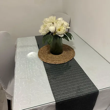 Lejlighed Old Town House Manosa