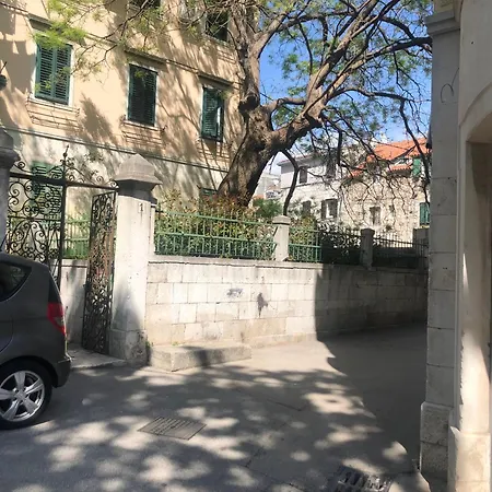 Old Town House Manosa * Split