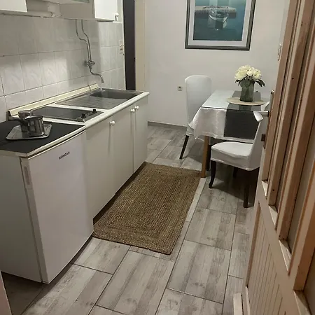 Old Town House Manosa Apartment