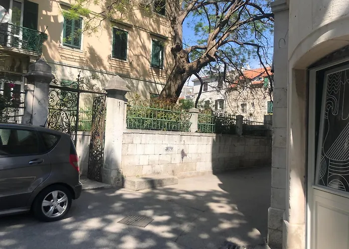 Old Town House Manosa * Split