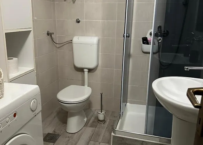 Apartment Old Town House Manosa *